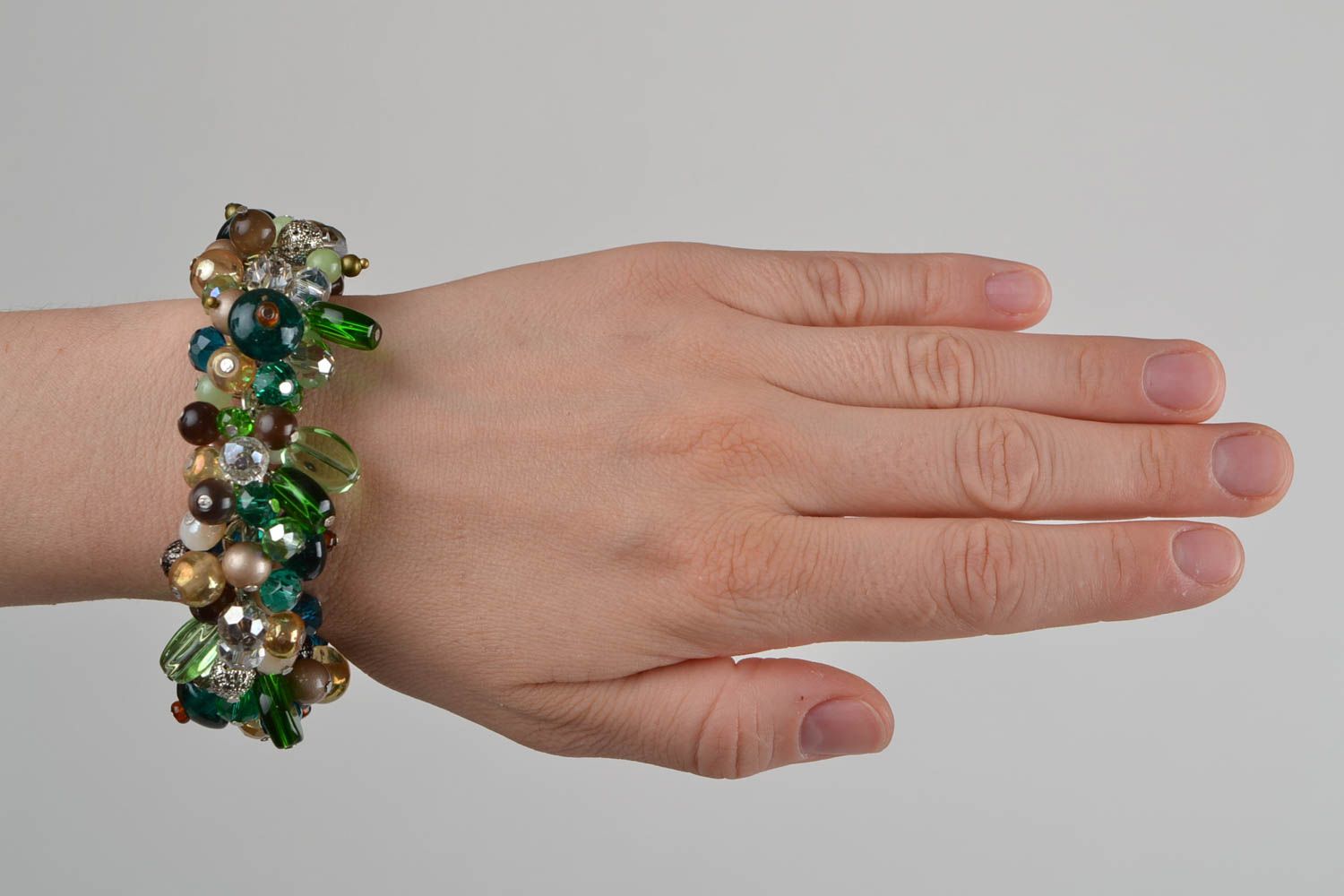 Bracelet en pierres naturelles et perles de verre original multicolore fait main photo 2