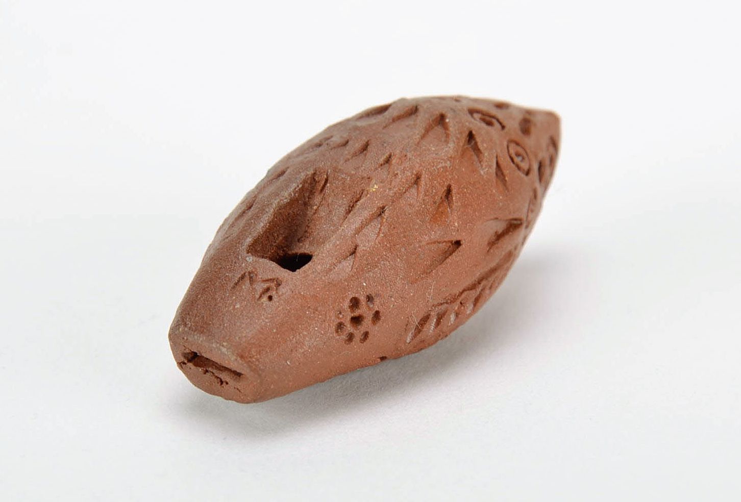 Clay penny whistle Fish photo 4