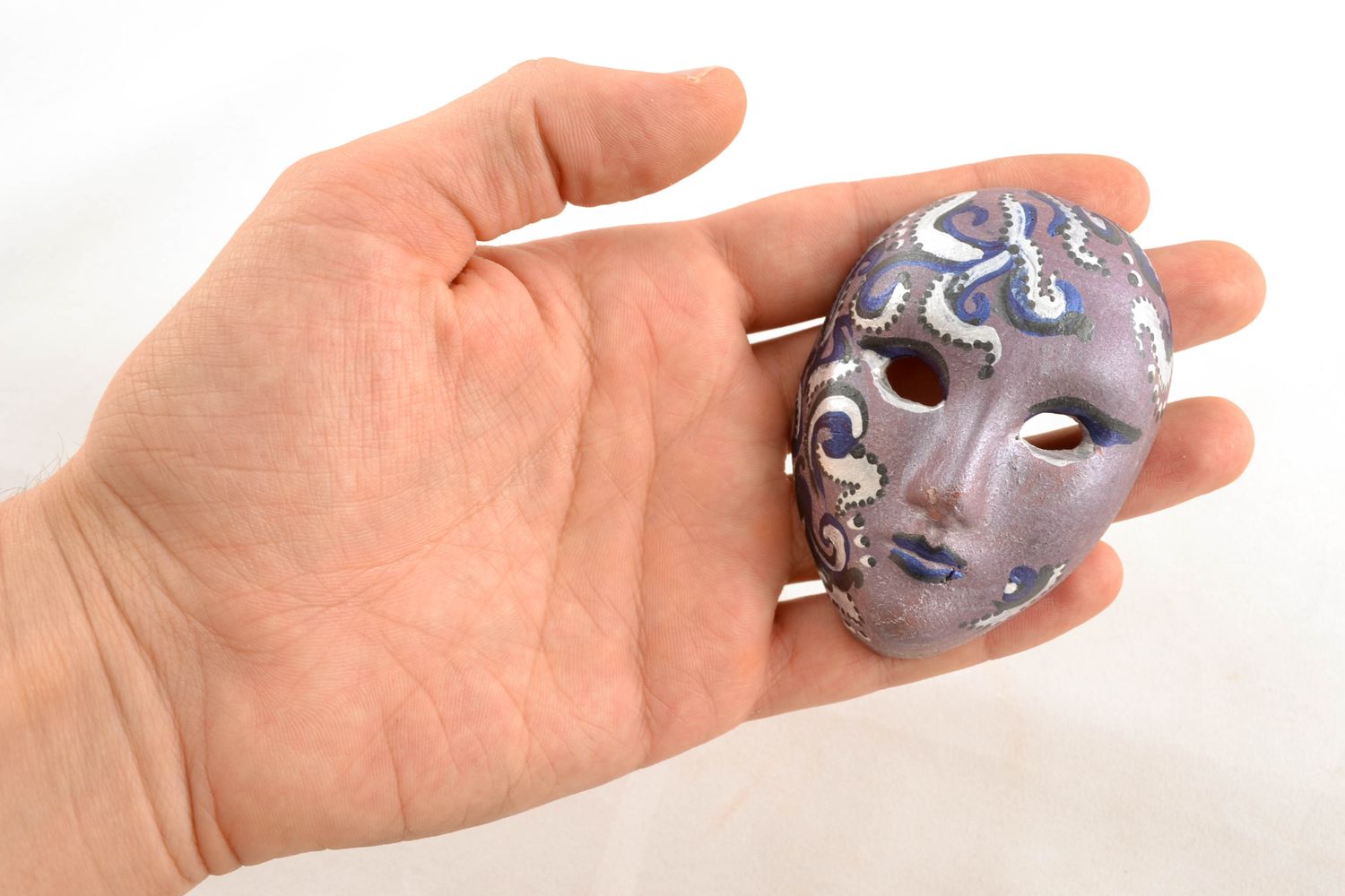 Глиняная маска маскарадная с росписью  фото 1
