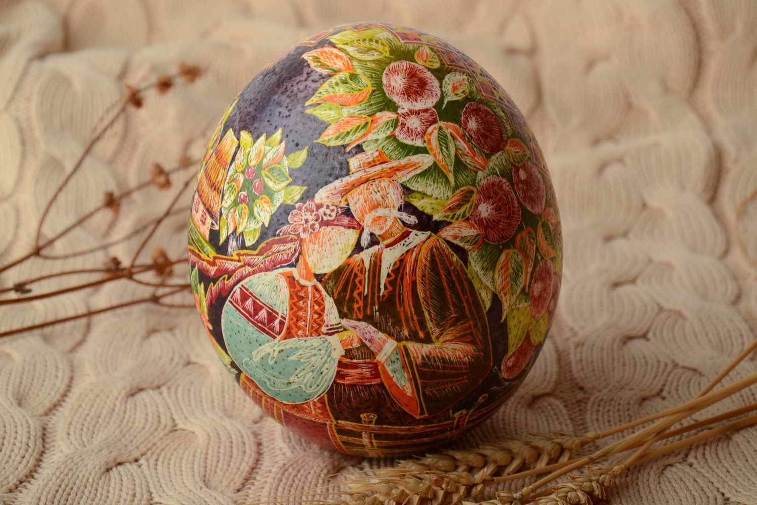 Яйцо с росписью воском ручная работа  фото 1
