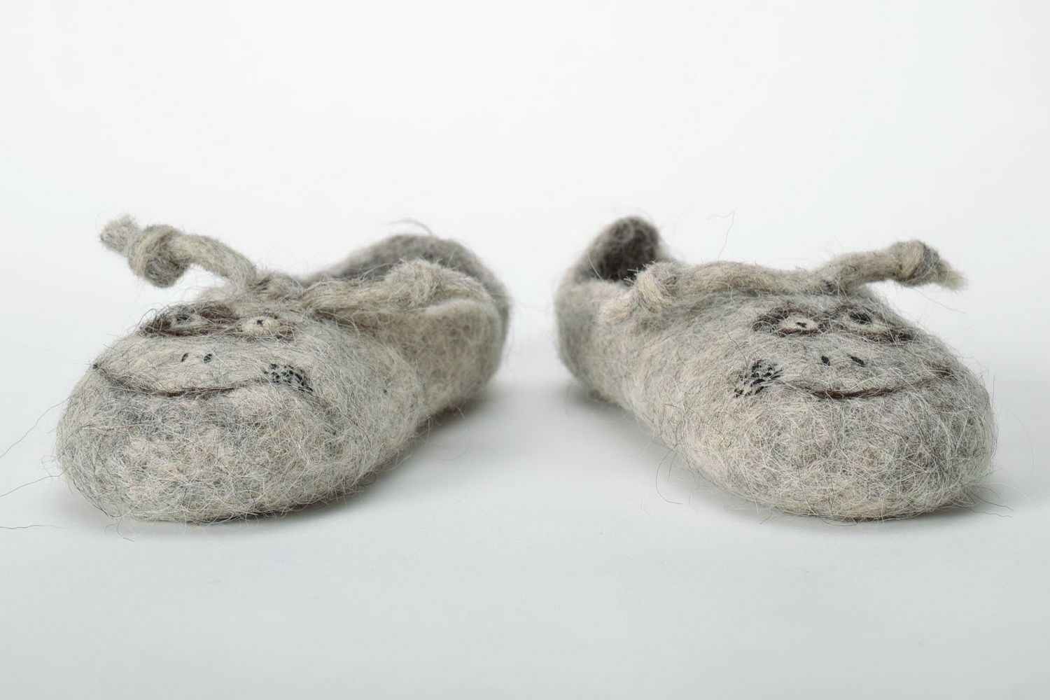House slippers in the technique of felting photo 3