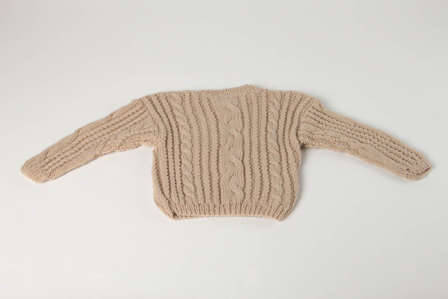 Детская одежда ручной работы джемпер спицами вязаный свитер серый теплый фото 2