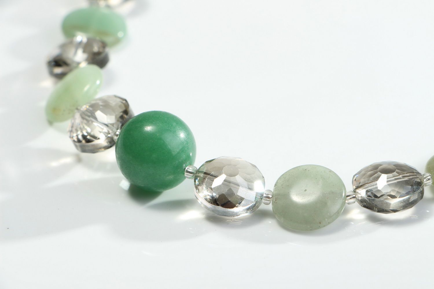 Jade and crystal necklace  photo 3