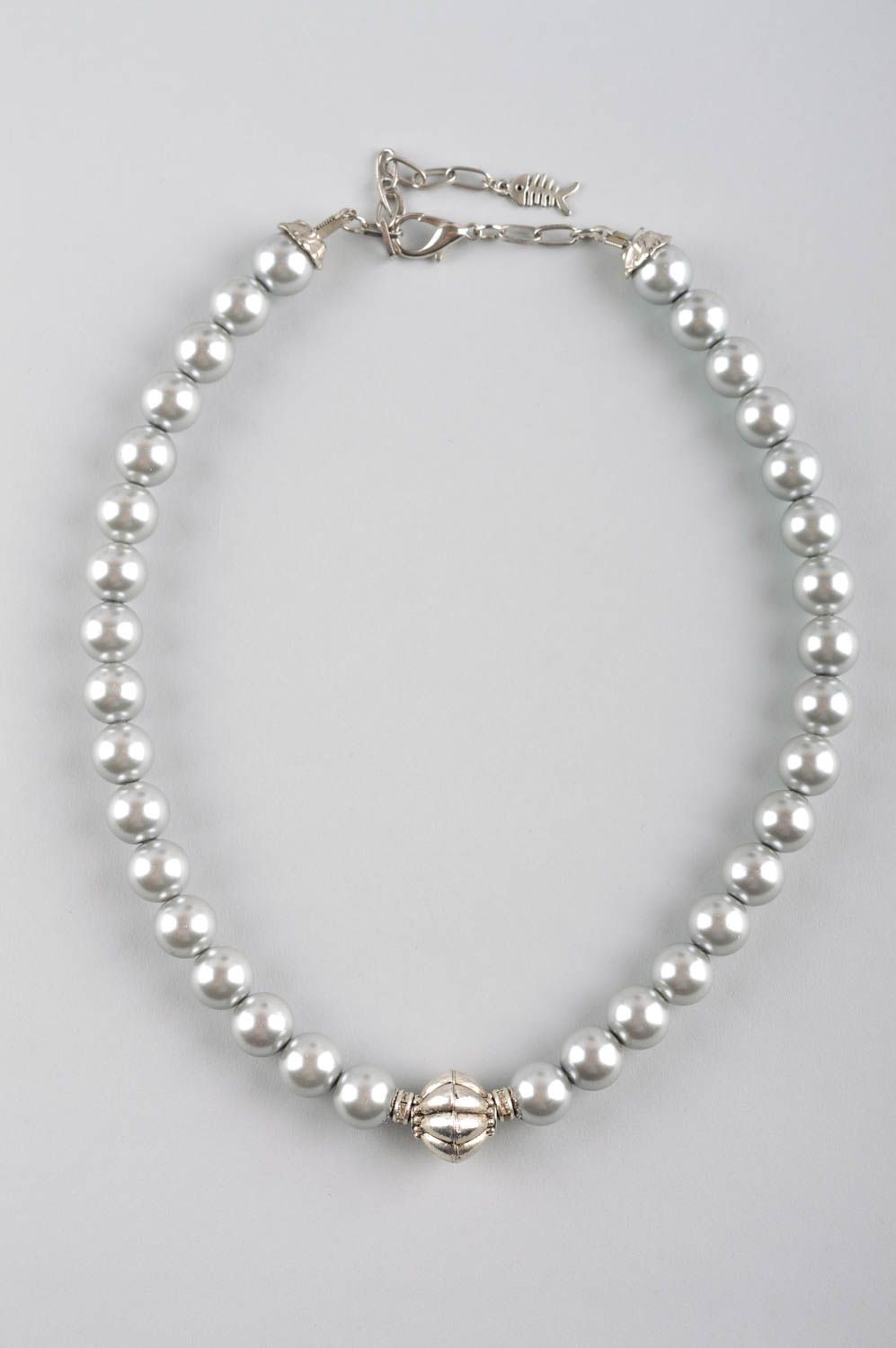 Collier fantaisie Bijou fait main perles grises Accessoire femme original photo 2