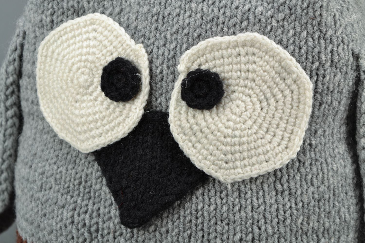 Soft knitted toy owl photo 3