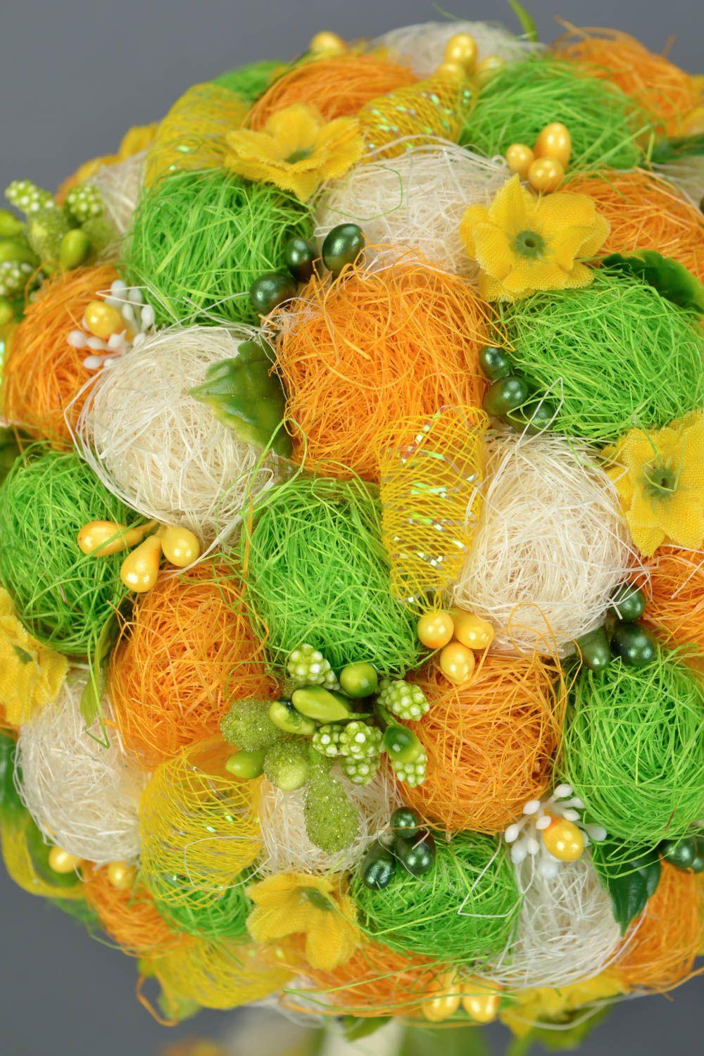Handmade Topiary Geschenk zur Einzugsfeier mit Blumen und Stäbchen bunt schön foto 4