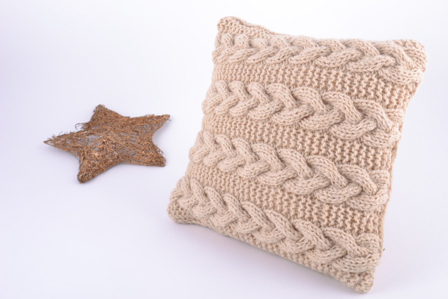 Small beige handmade pillow case knitted of semi-woolen threads with zipper photo 1