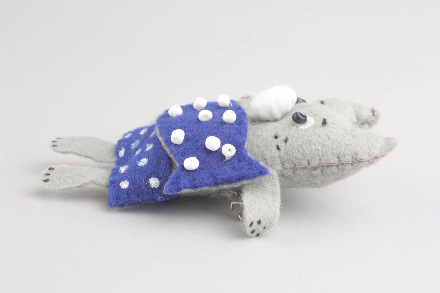Brooch Cat with fish photo 3