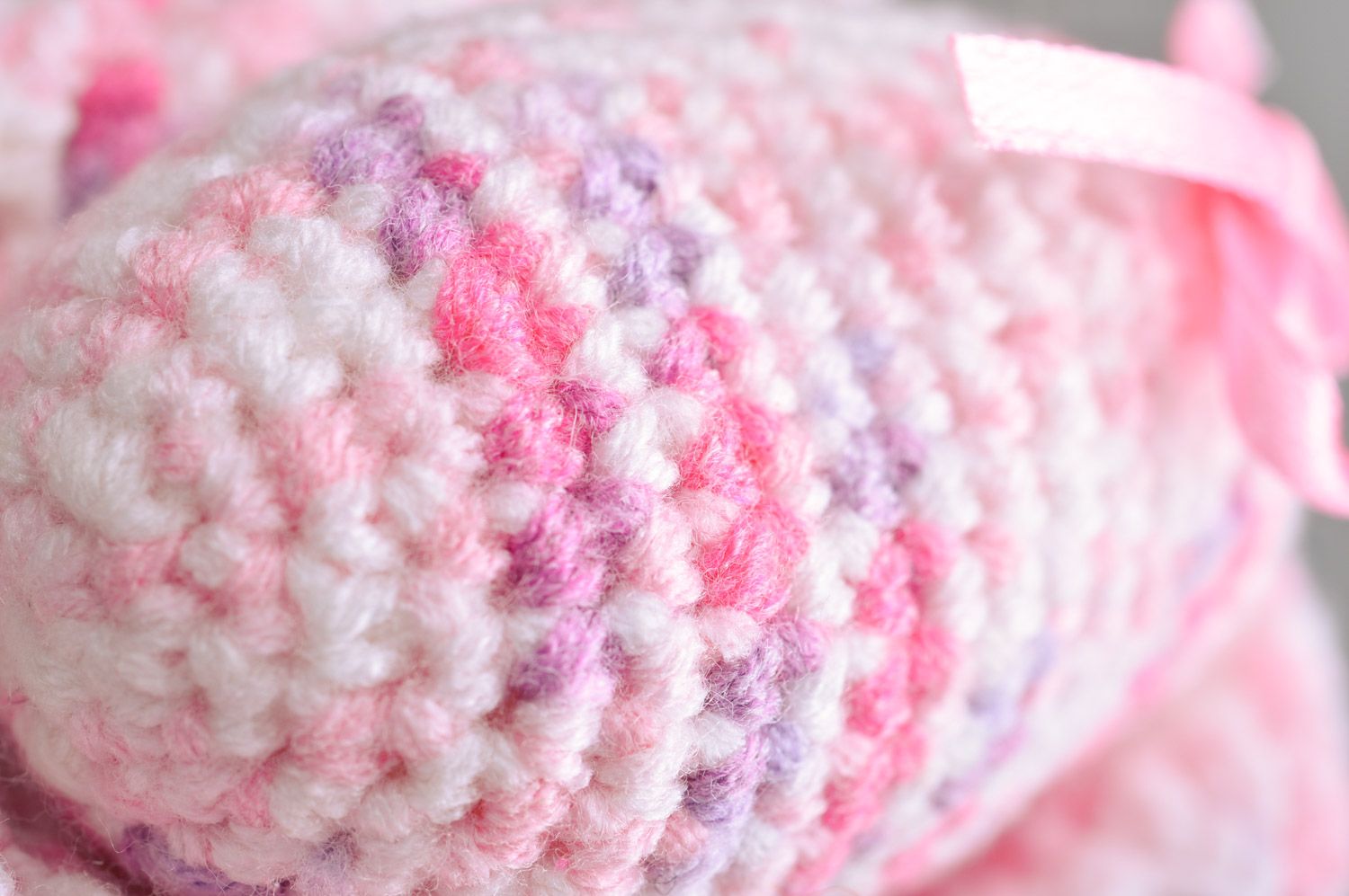 Handmade pink decorative Easter egg  in bag crocheted of semi-woolen threads photo 4