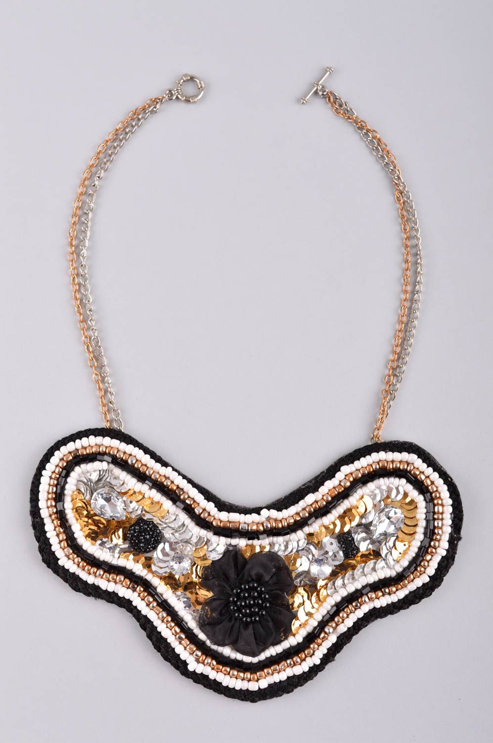 Ожерелье из бисера украшение ручной работы колье из бисера со стразами фото 5