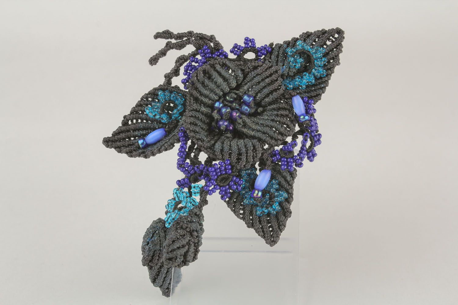 Black-blue woven brooch photo 2