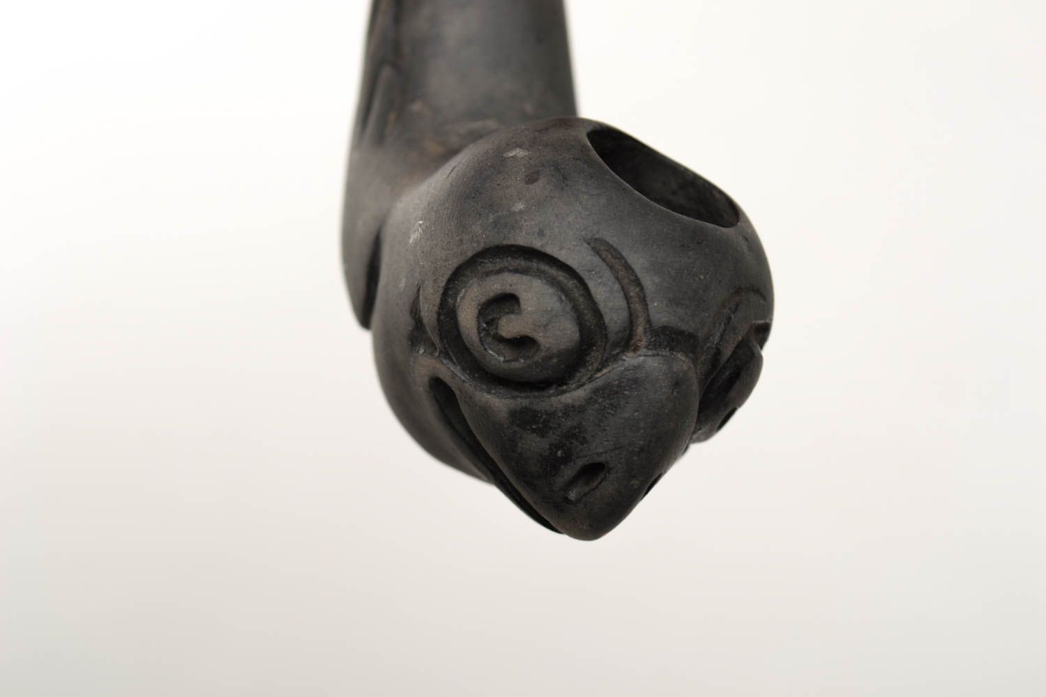 Keramik Handarbeit handgefertigt kleine Pfeife originelles Geschenk in Schwarz foto 3