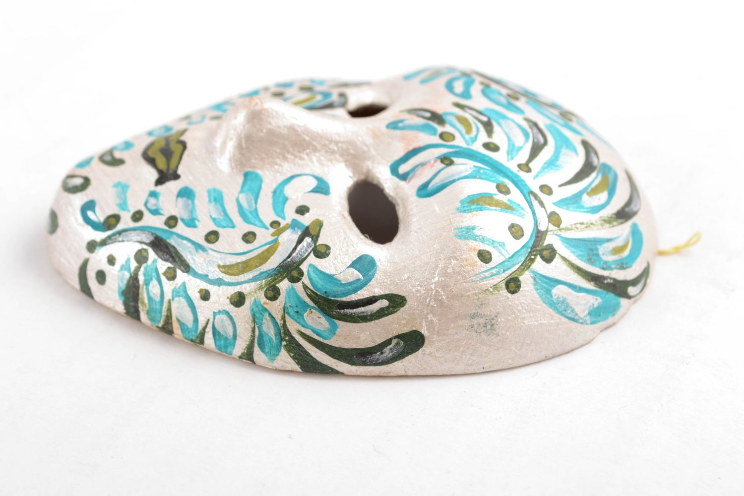 Maschera artigianale fatta a mano in ceramica souvenir da appendere al muro foto 3