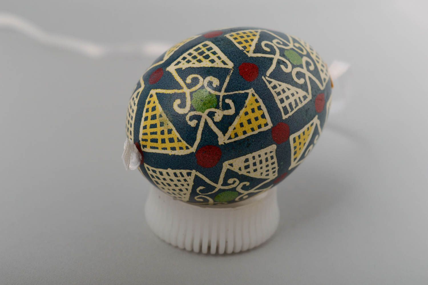 Huevo de Pascua artesanal con ornamentos colgante decorativo adorno para casa  foto 2