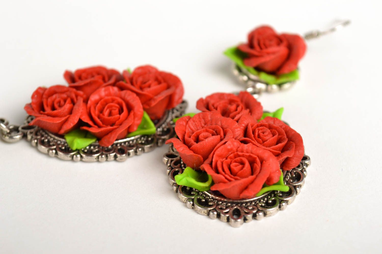 Pendientes originales con rosas rojas bisuteria artesanal regalo para mujer foto 4