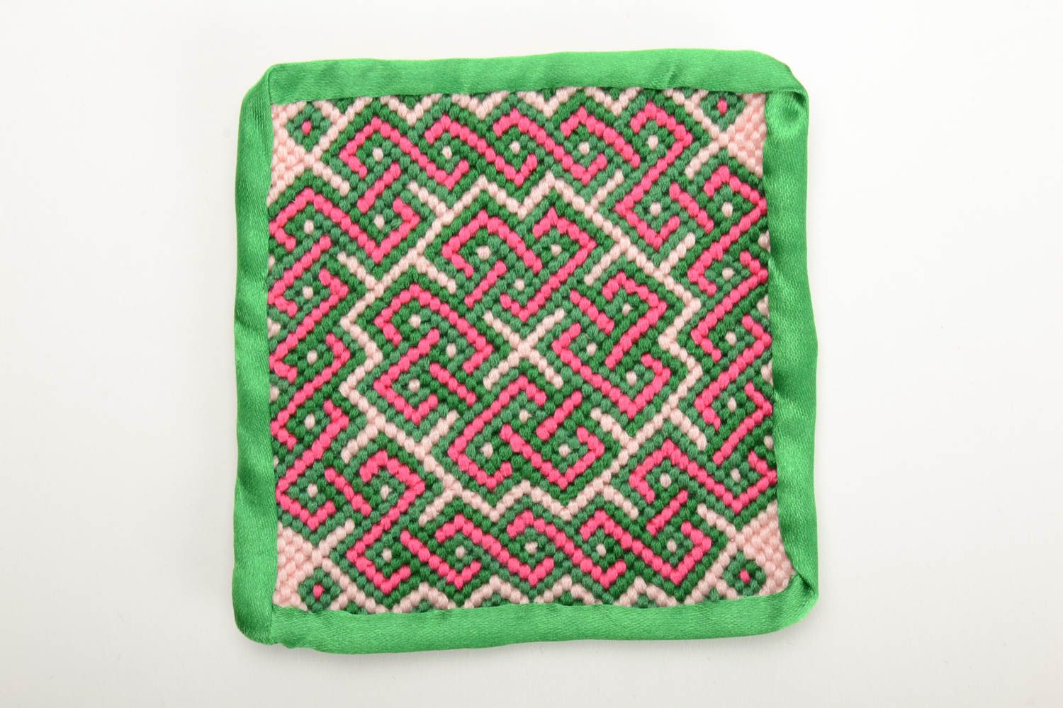 Petite sous-tasse textile verte tressée en fils moulinés faite main originale   photo 2