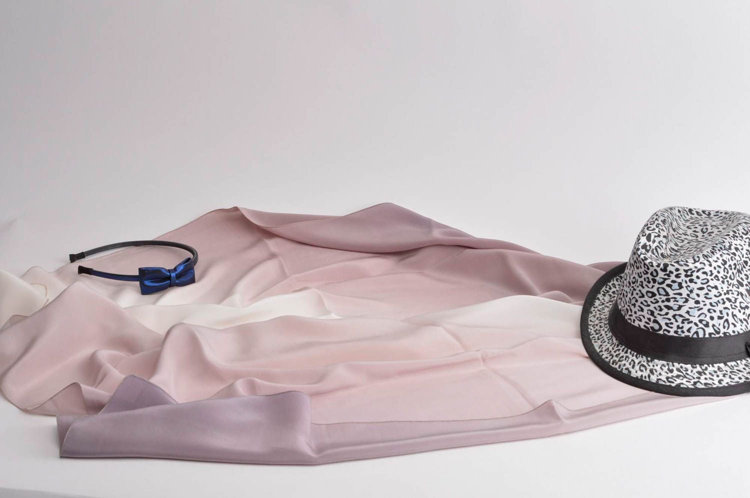 Подарок ручной работы палантин из шелка пастельных оттенков женский аксессуар фото 1