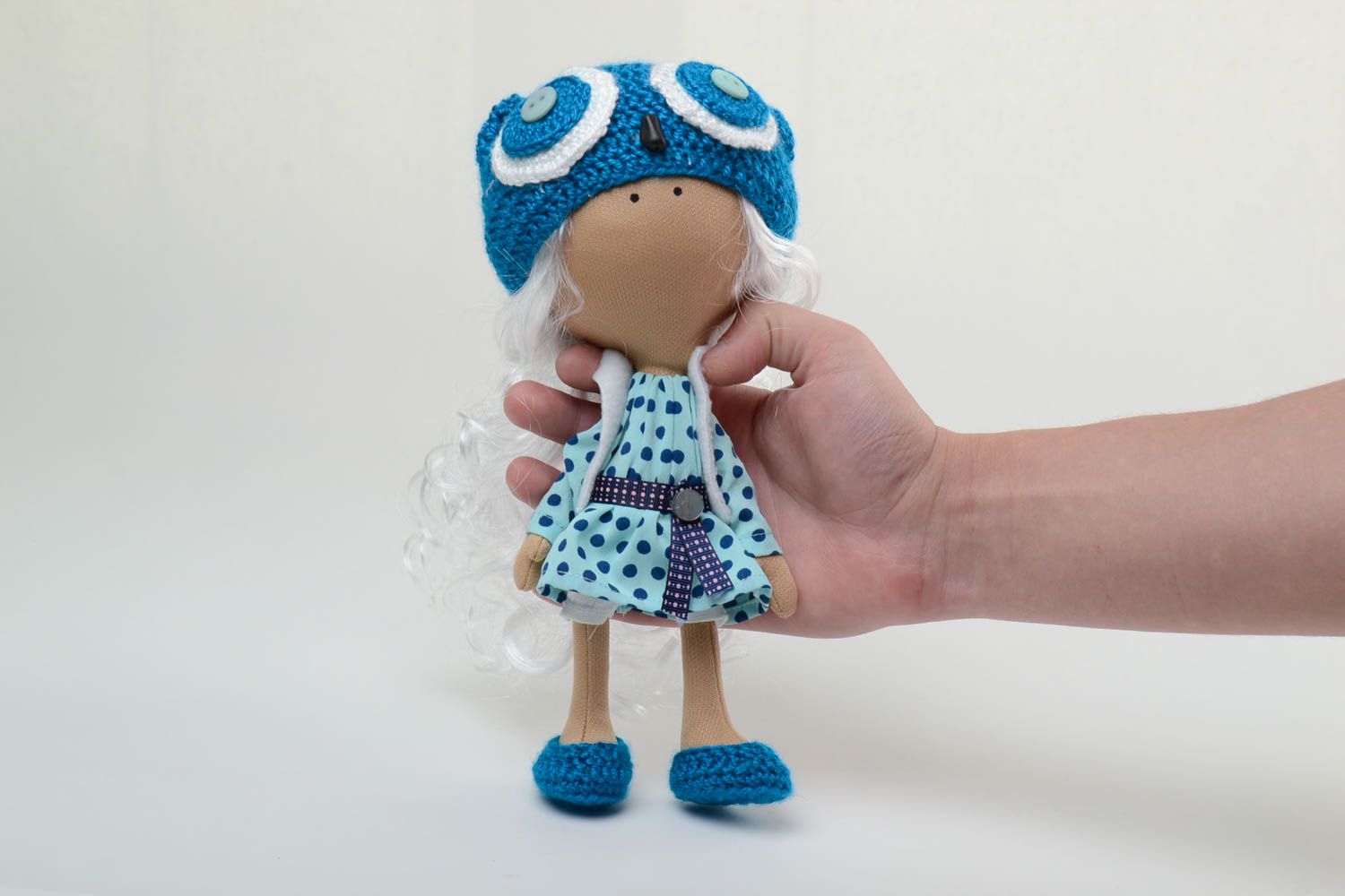 Künstlerische Interieur Puppe handmade aus Textil Mädchen in Mütze für kleine Prinzessin foto 2