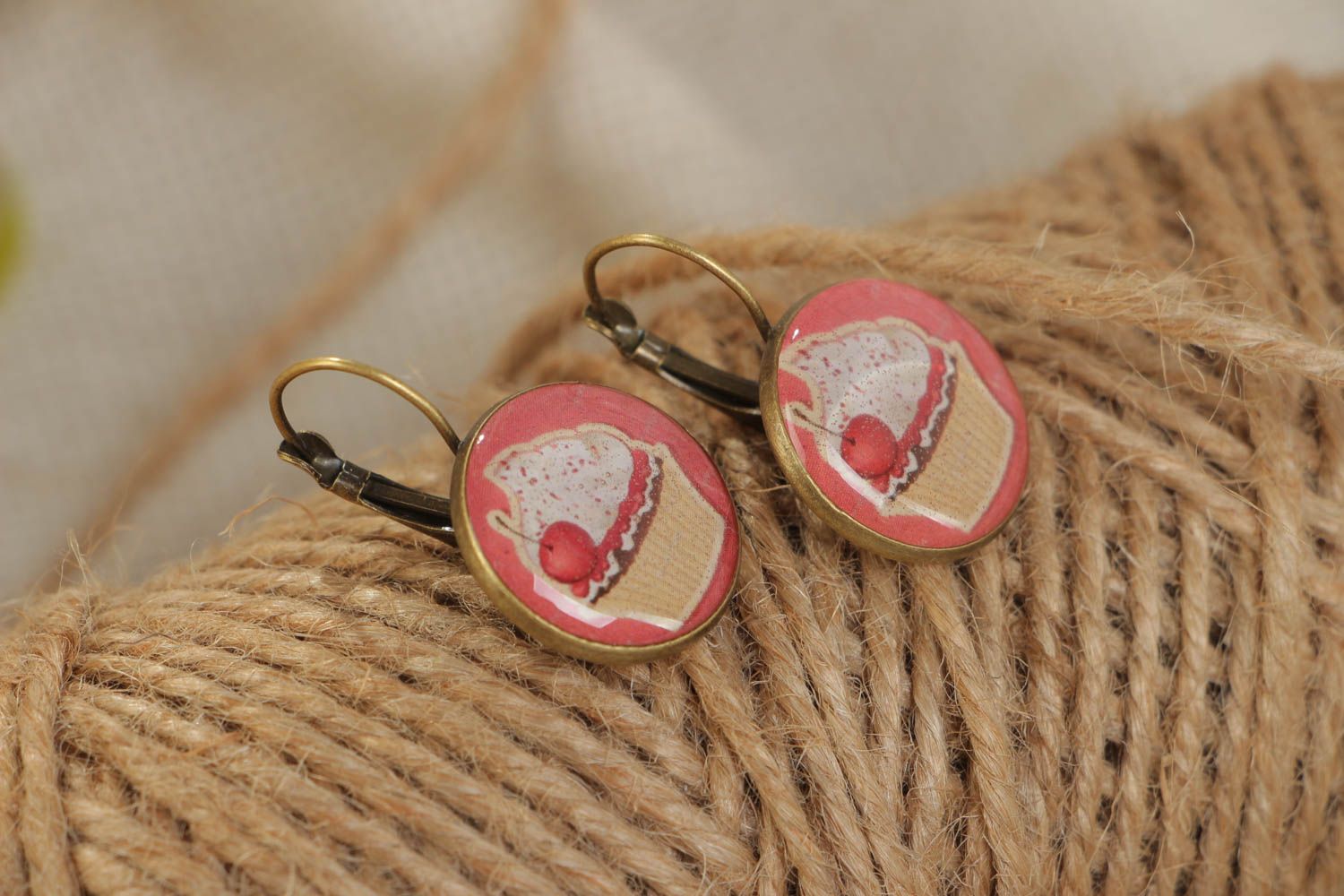 Handmade pink round glass glaze earrings with cakes photo 1