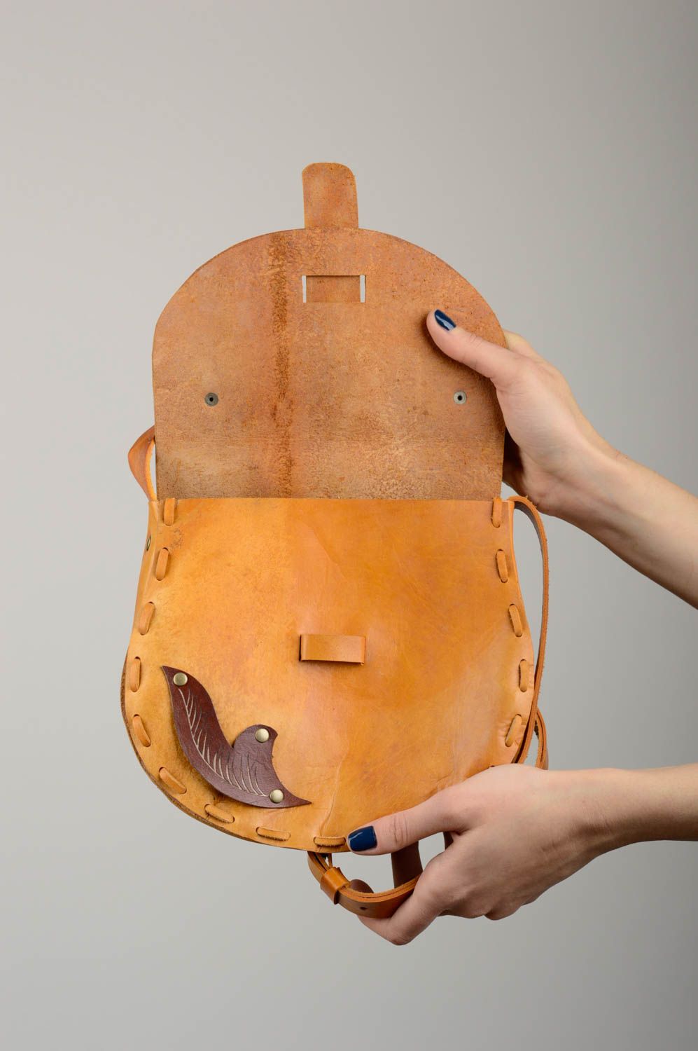 Сумка ручной работы сумка через плечо коричневая сумка из кожи маленькая фото 3