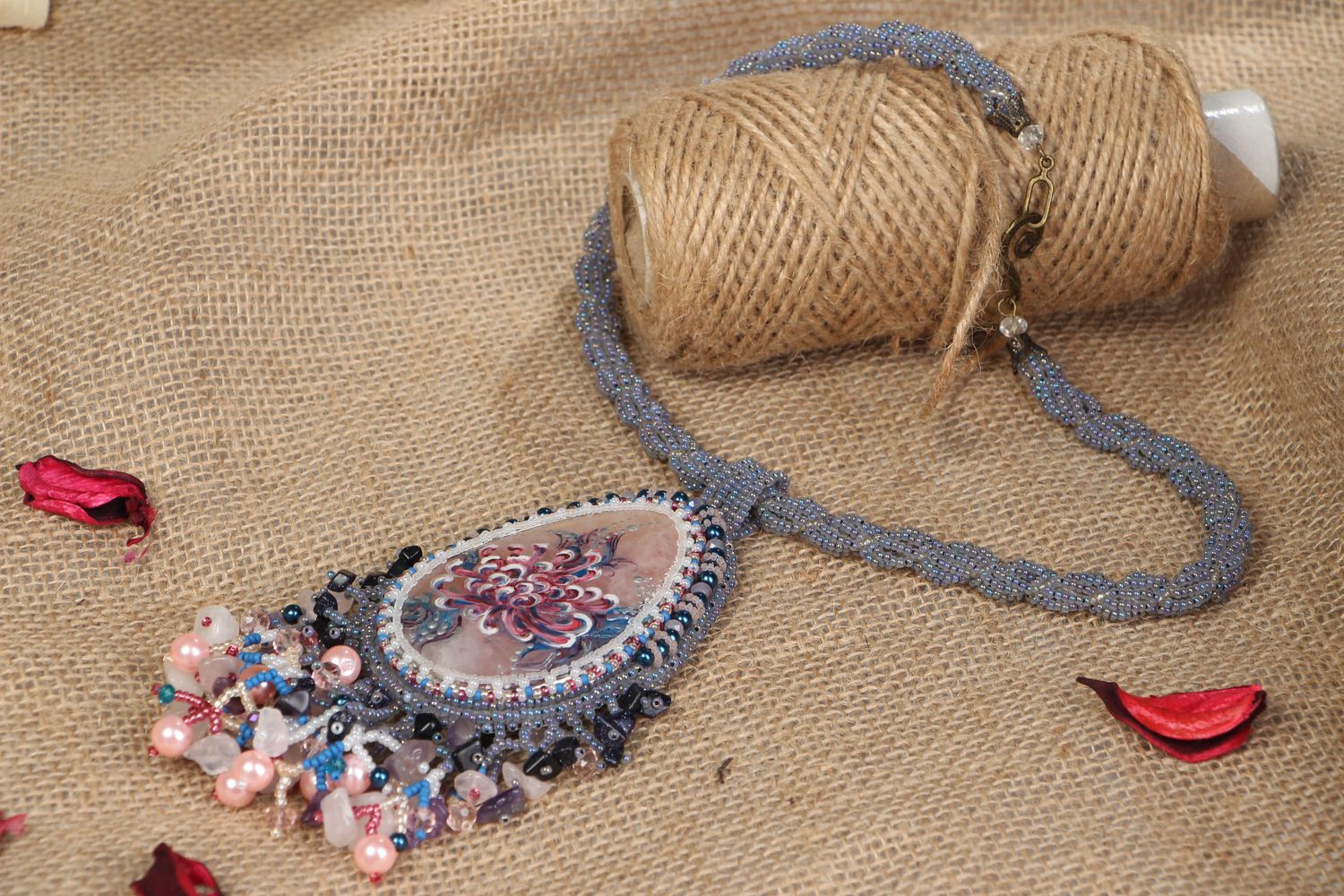 Handmade beaded necklace with natural stones photo 5