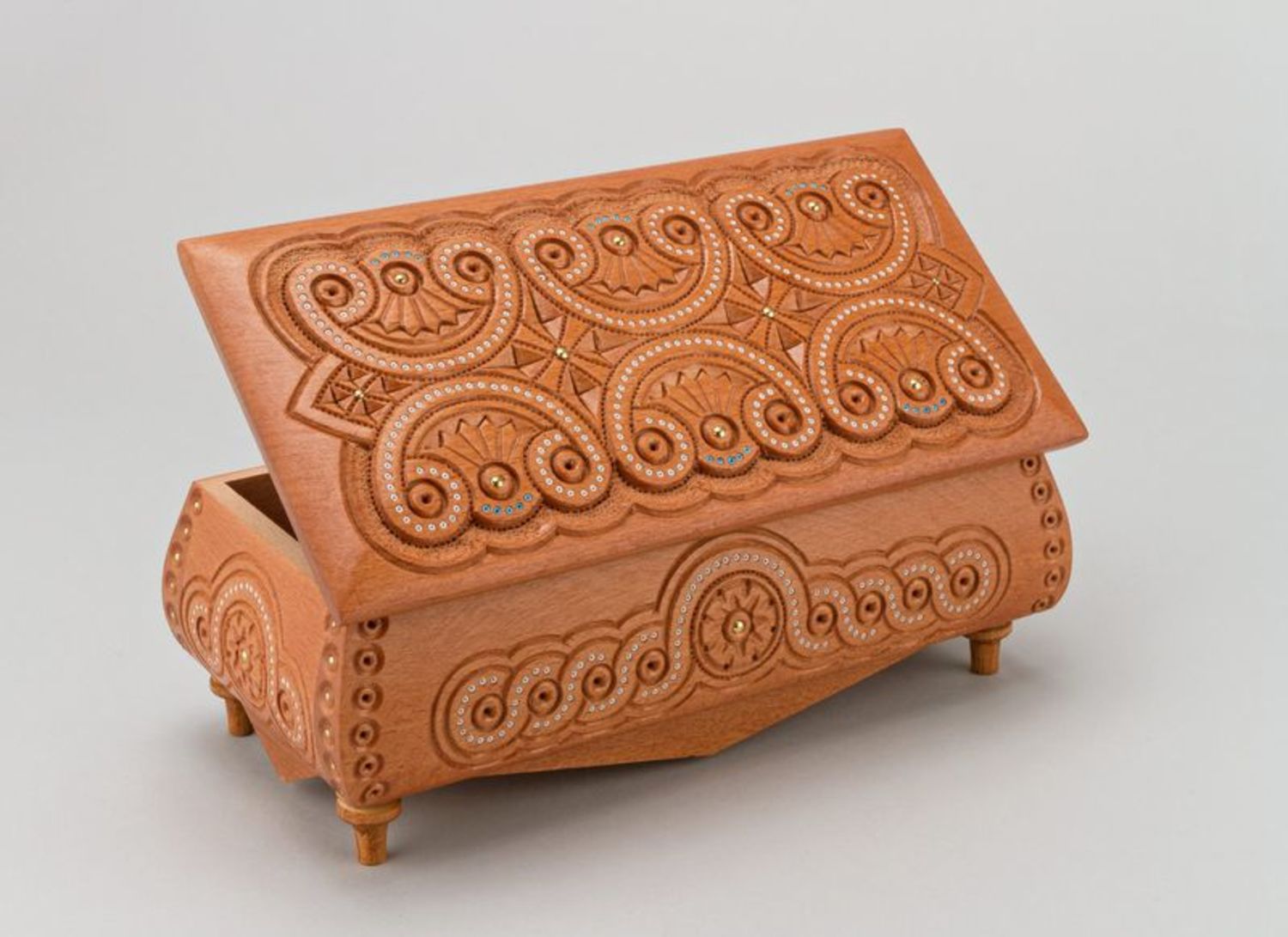 Inlaid box with carving photo 3