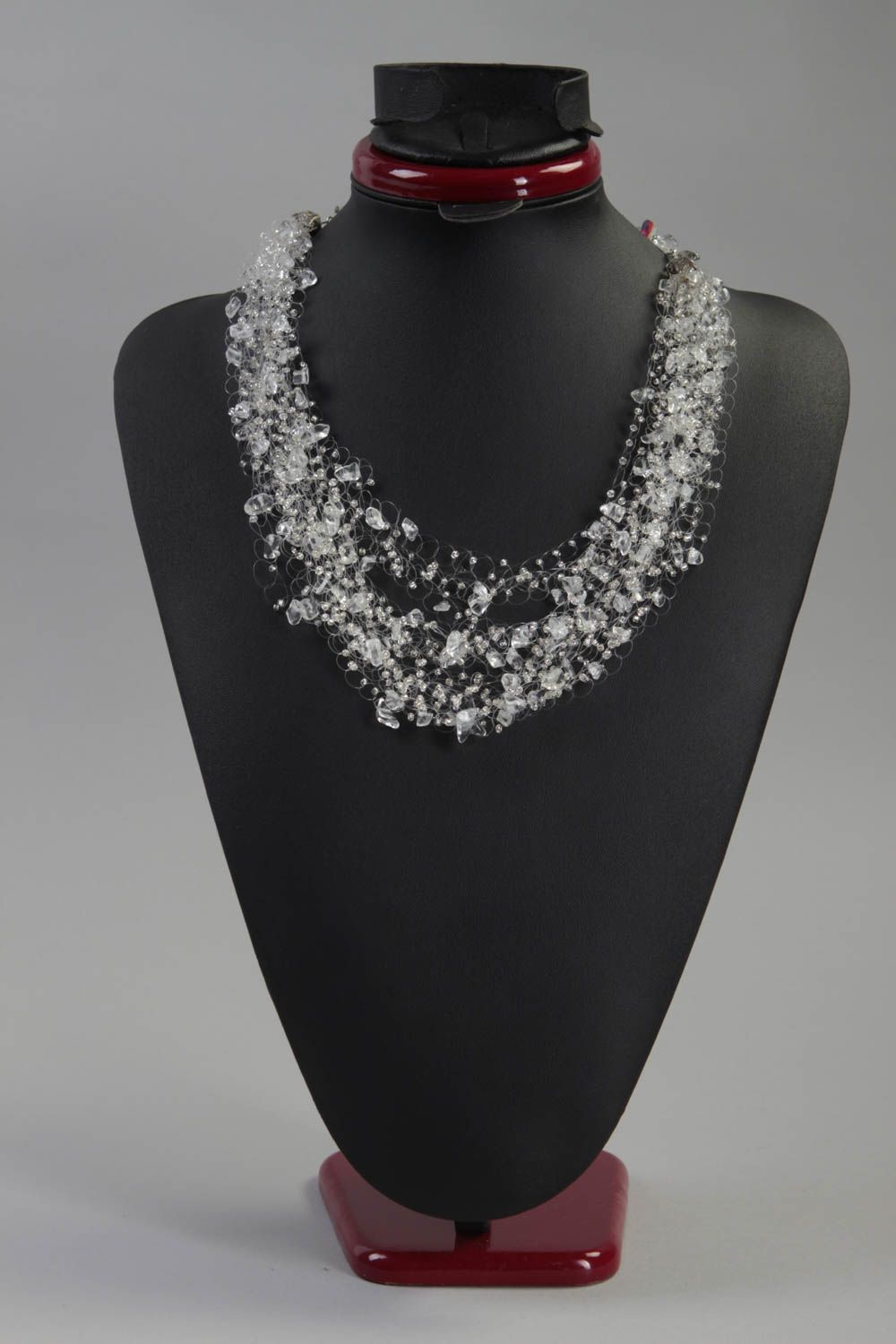 Collier perles rocaille fait main Bijou fantaisie Accessoire femme au cristal photo 1