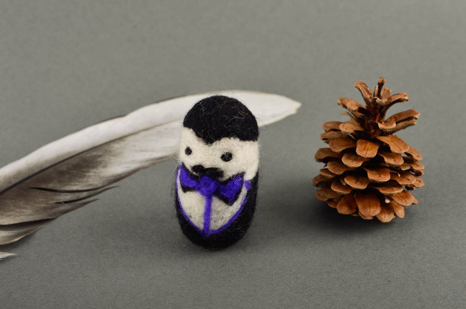 Juguete artesanal de lana de merinos muñeco de peluche regalo original para niño foto 1