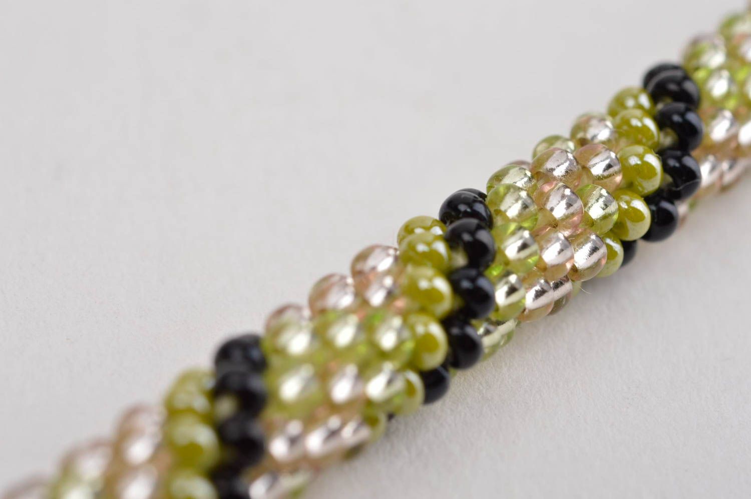 Collier spirale fait main Bijoux perles rocaille Cadeau pour femme original photo 3