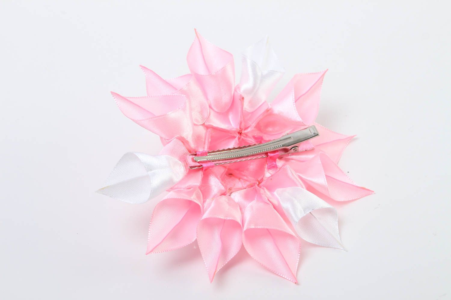 Аксессуар для волос ручной работы заколка-цветок авторское украшение розовое фото 4