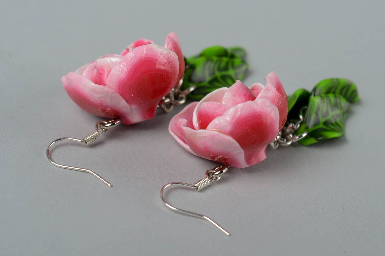 Handmade zarte Blumen Ohrringe Polymer Schmuck Accessoire für Frauen Rosen foto 3