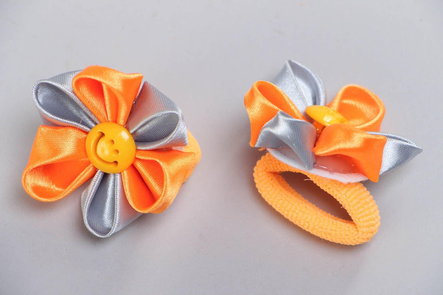 Handmade decorative hair ties with orange kanzashi flowers set of 2 items photo 3