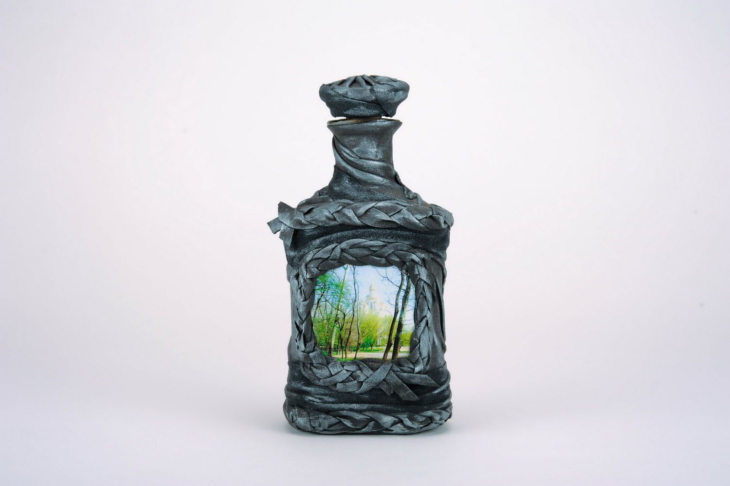 Handgemachte Flasche mit Landschaft foto 1