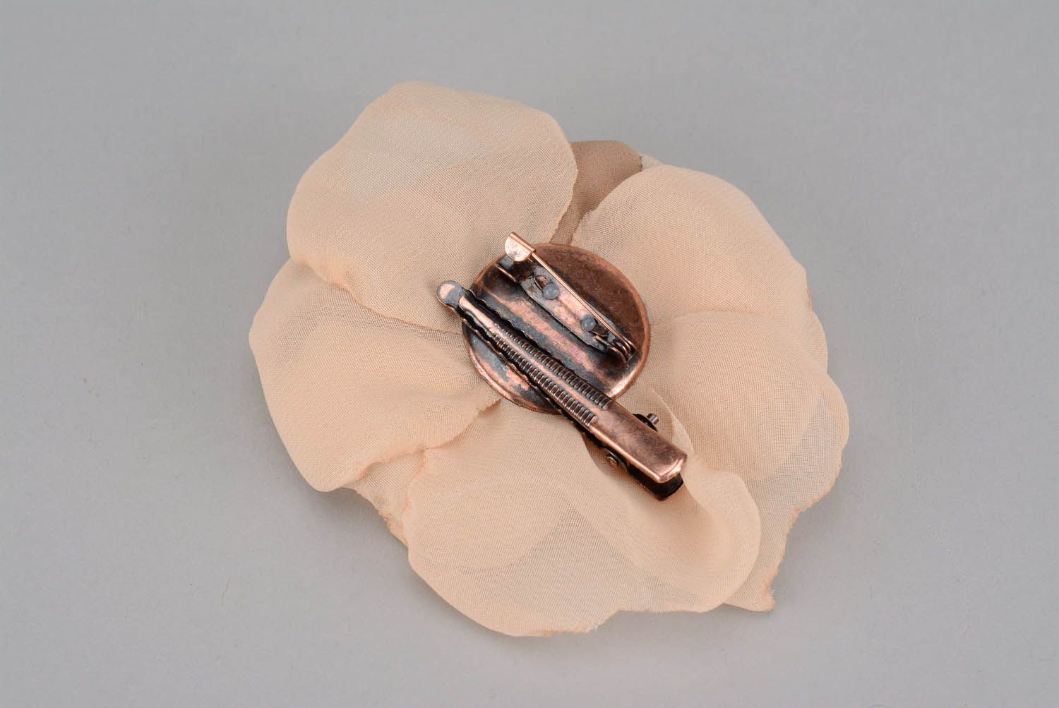 Brooch hairpin in the shape of a flower photo 3