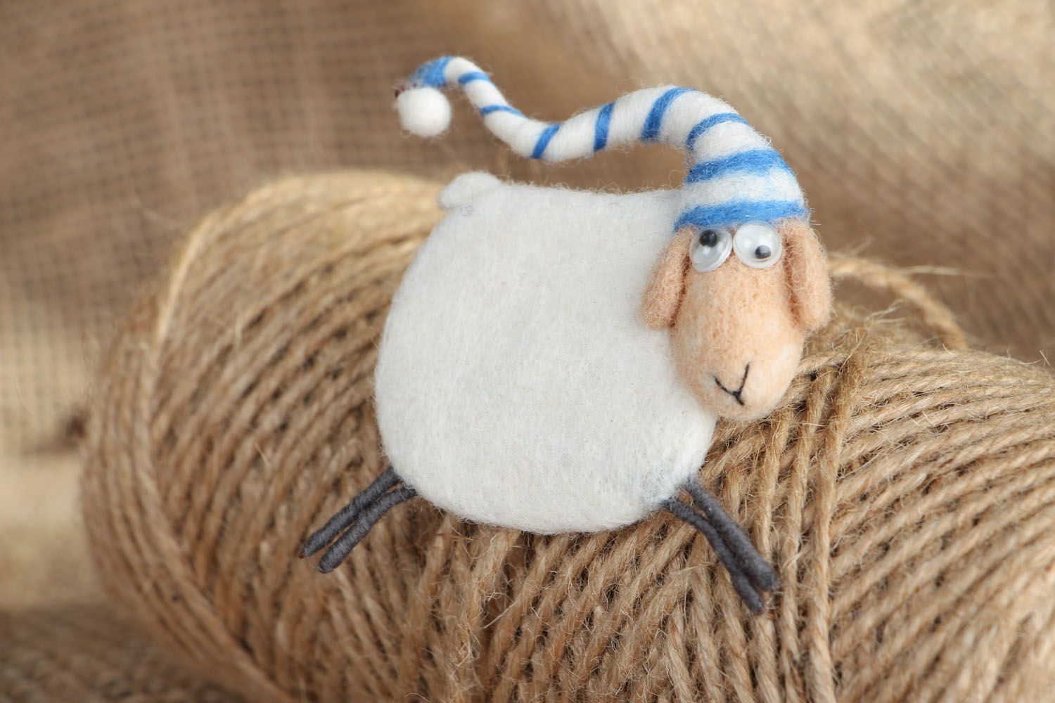 Felted brooch Sheep photo 5
