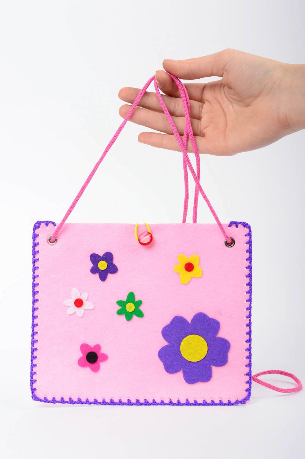 Сумка ручной работы сумка из фетра розовая сумка для детей с цветочками фото 5