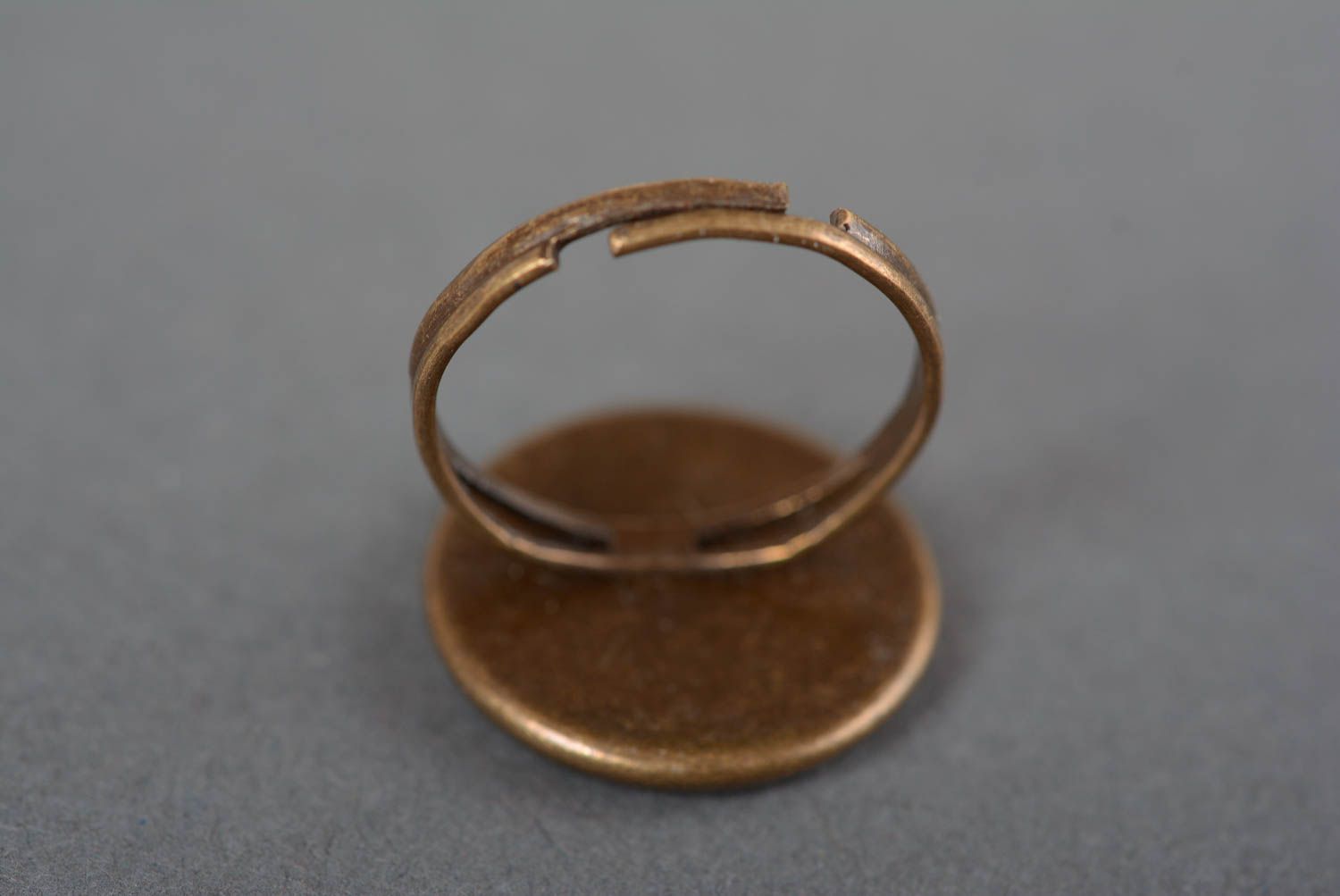 Кольцо ручной работы кольцо из эпоксидной смолы модное кольцо белый листик фото 5