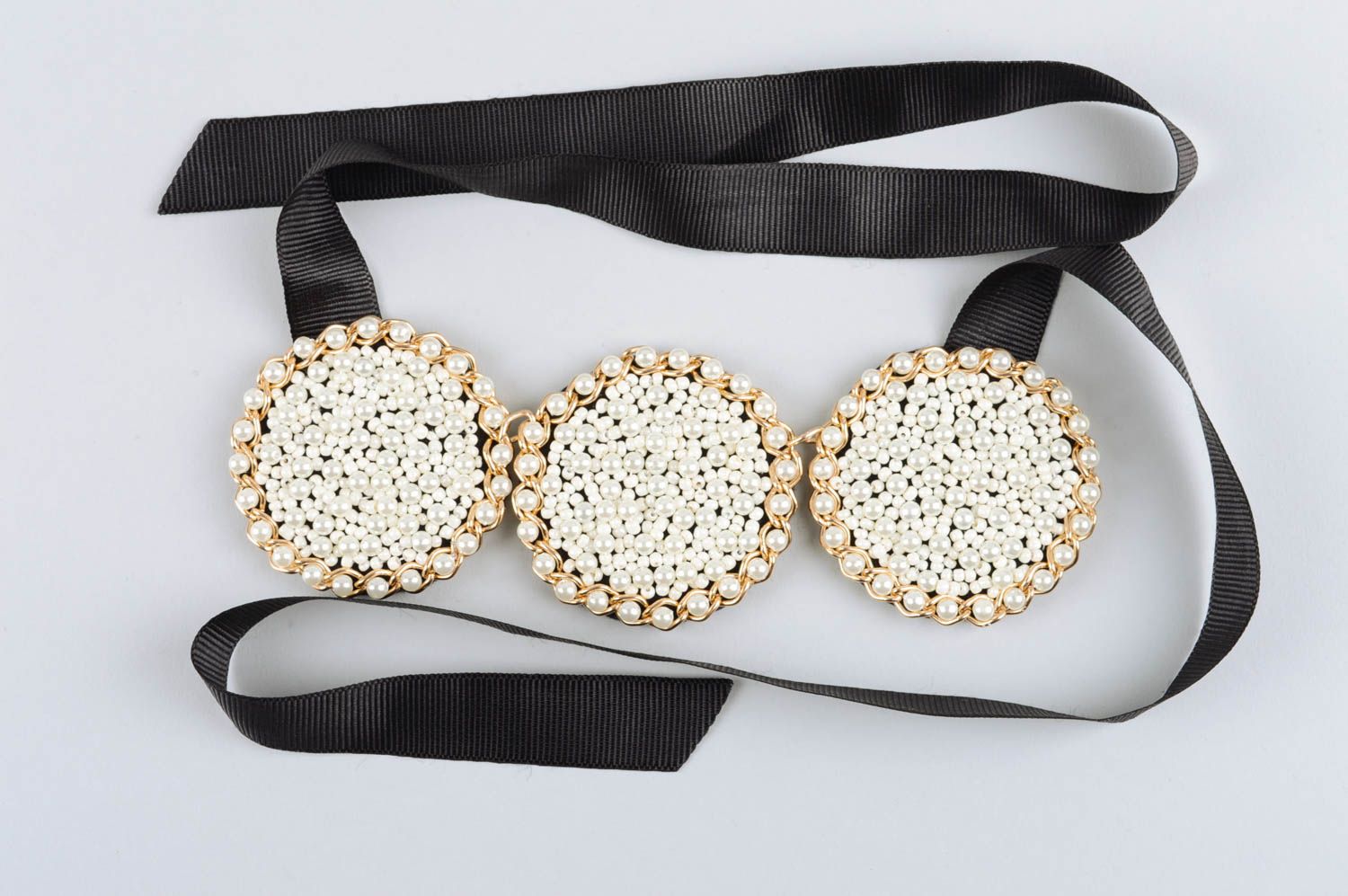 Collar de abalorios perlas y cintas bisutería artesanal regalo original foto 4