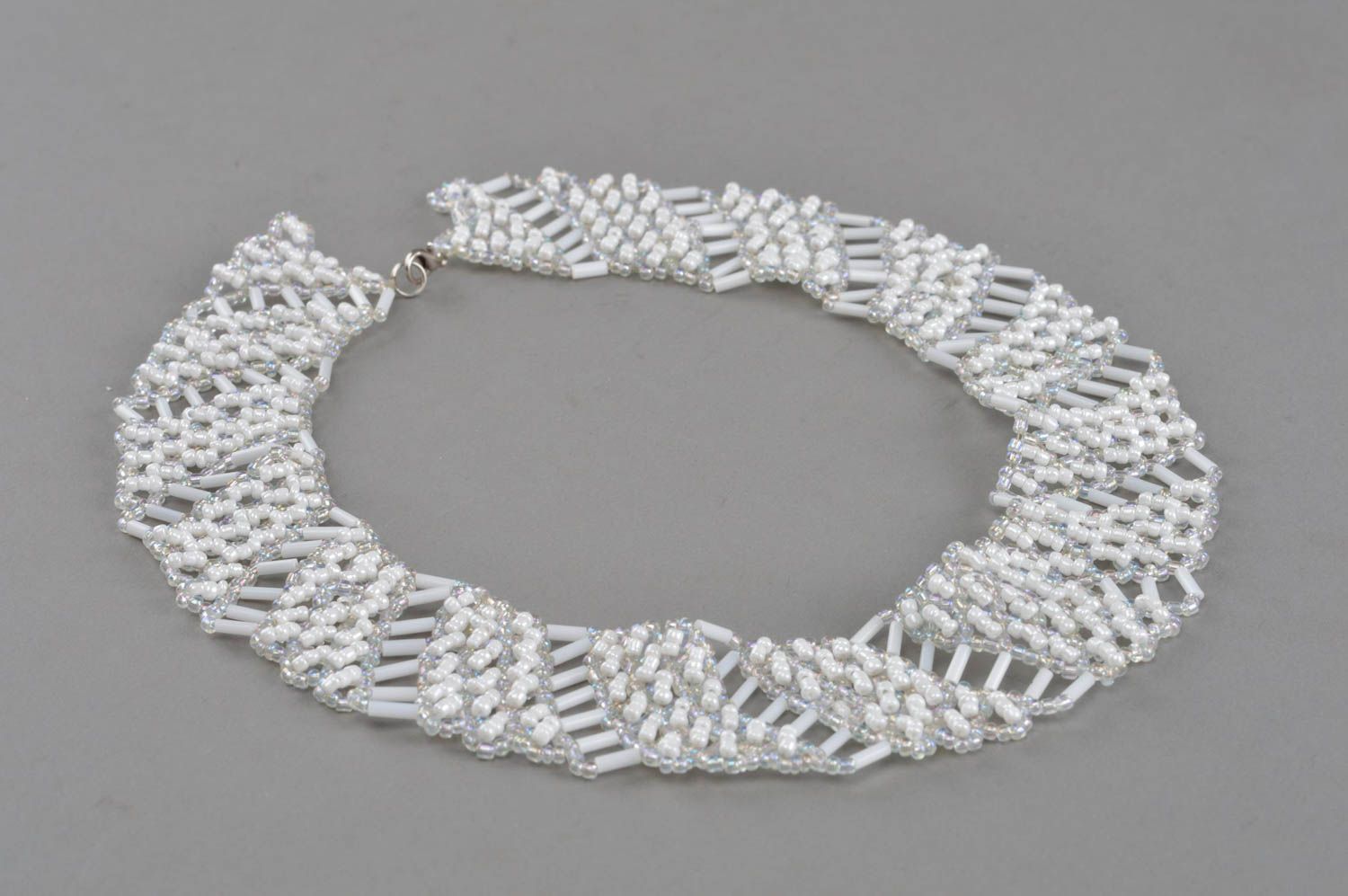 White woven designer necklace made of beads handmade accessory for women photo 2