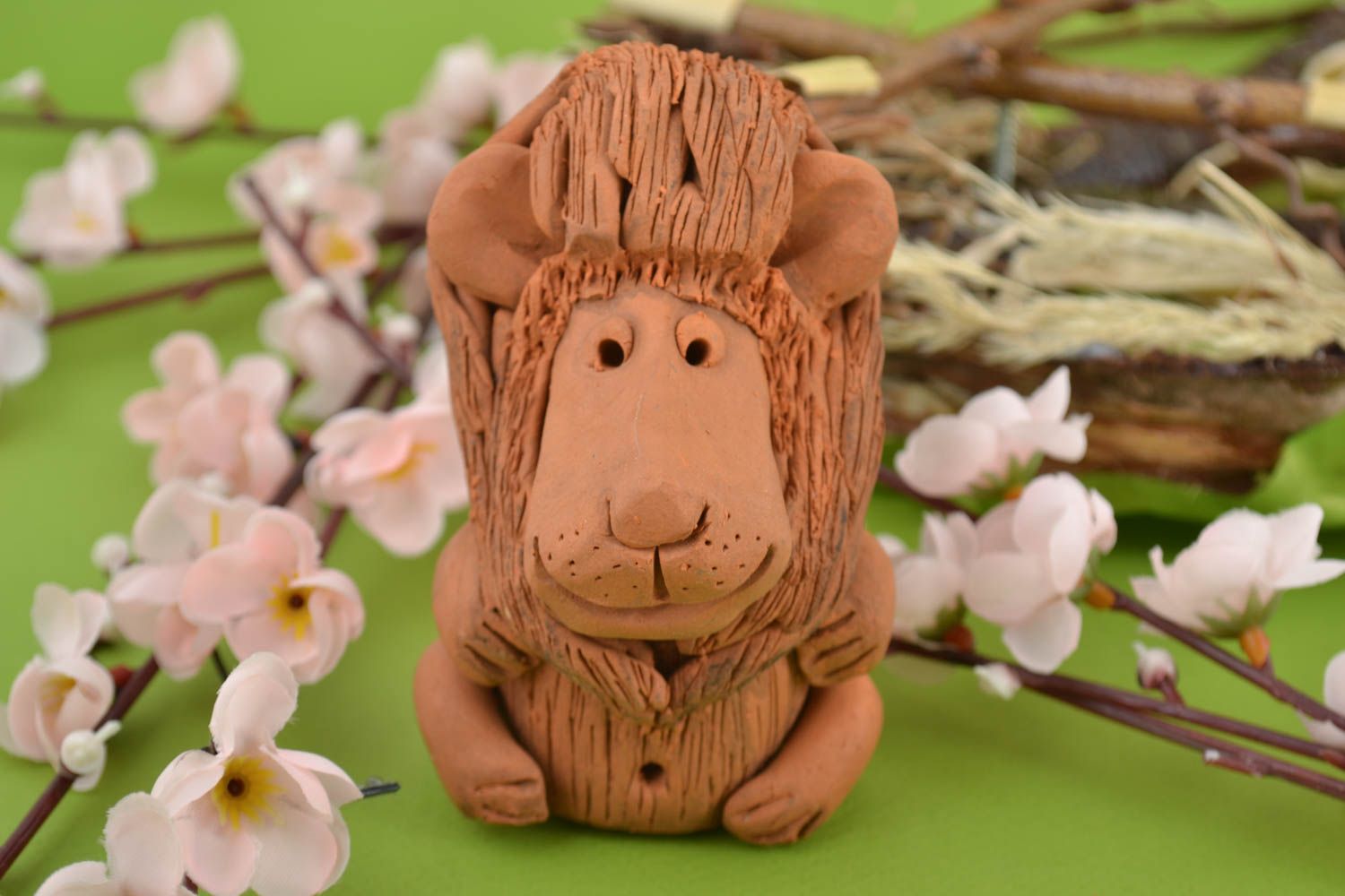Handmade Dekofigur Löwe Keramik Deko Figur aus Ton wunderschön braun foto 1