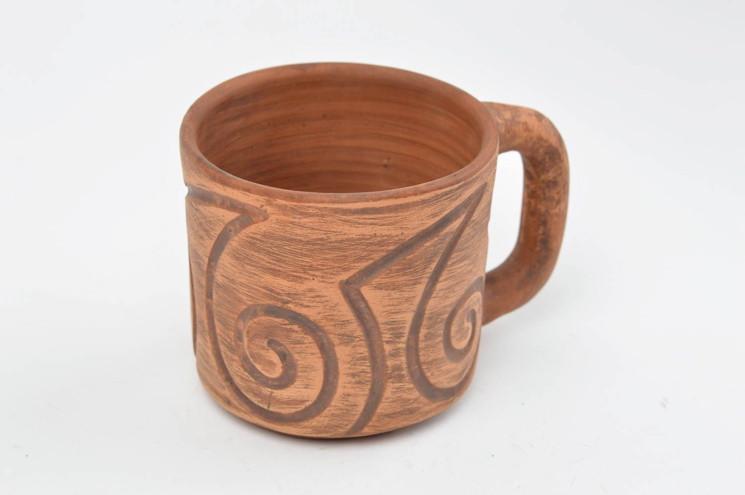 Clay not glazed hand-molded drinking cup with handle and Greek-style pattern photo 3