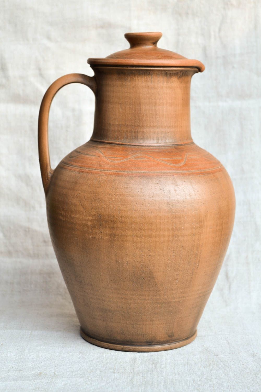 Large 130 oz ceramic pitcher in Greek style with handle and lid in terracotta style 3,6 lb photo 4