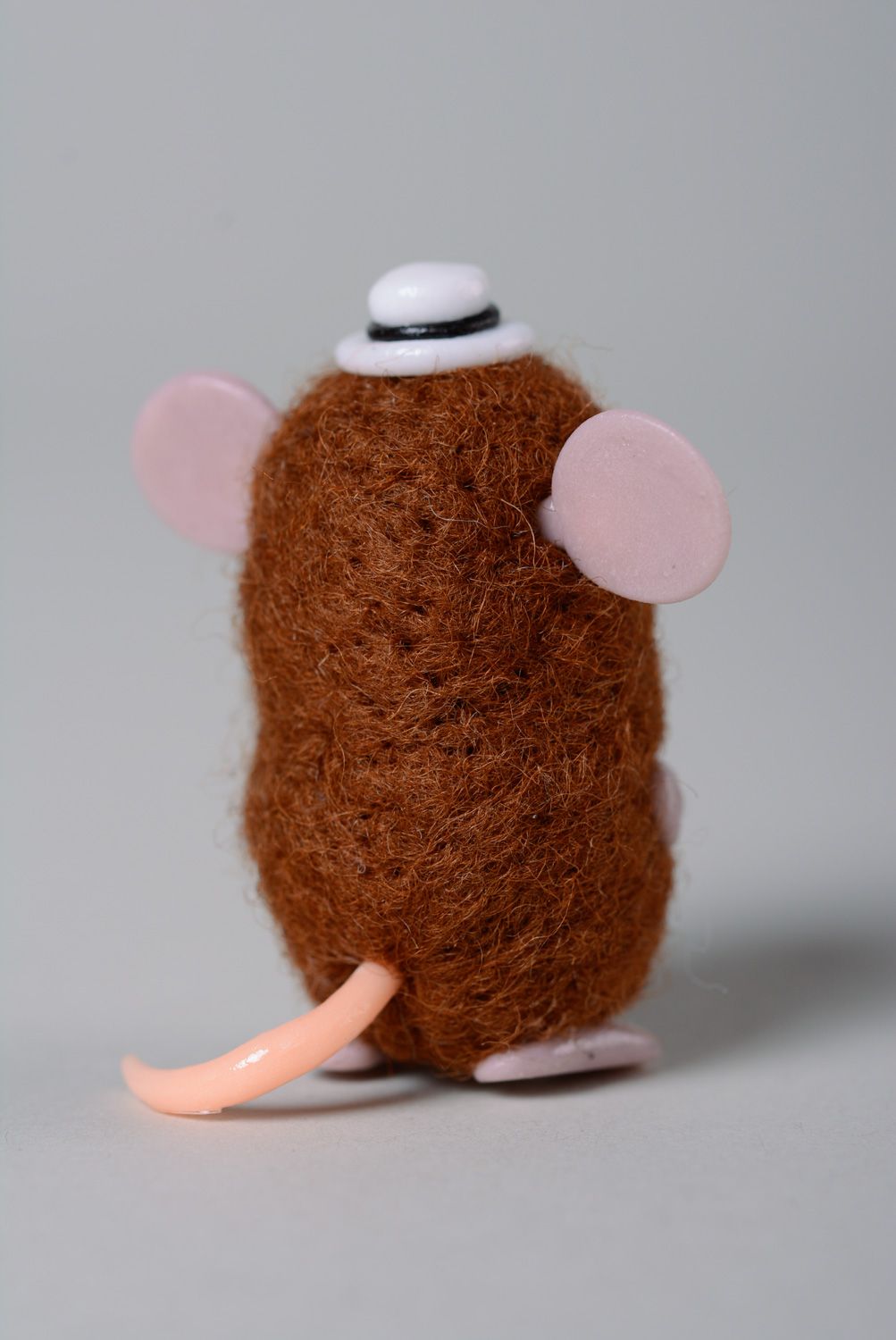 Handmade miniatur Kuscheltier Maus aus Wolle in Trockenfilzen Technik foto 3