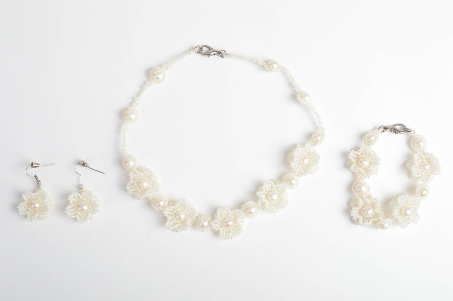 Handmade wedding jewelry set bracelet necklace and earrings designer accessory  photo 2