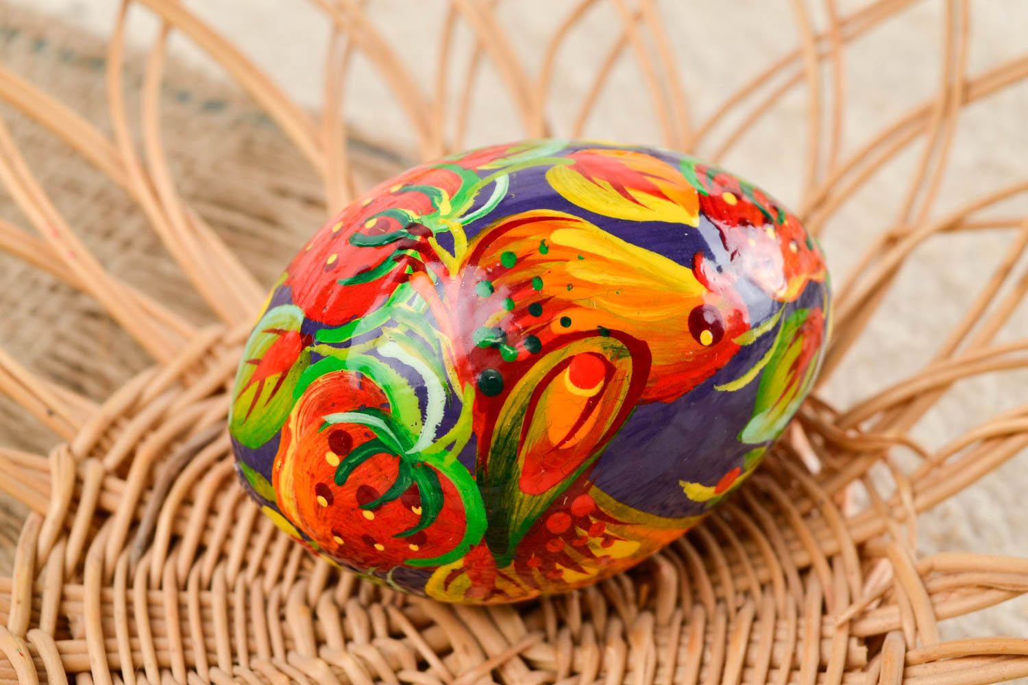 Пасхальное яйцо ручной работы декоративное яйцо с росписью подарок из дерева фото 1