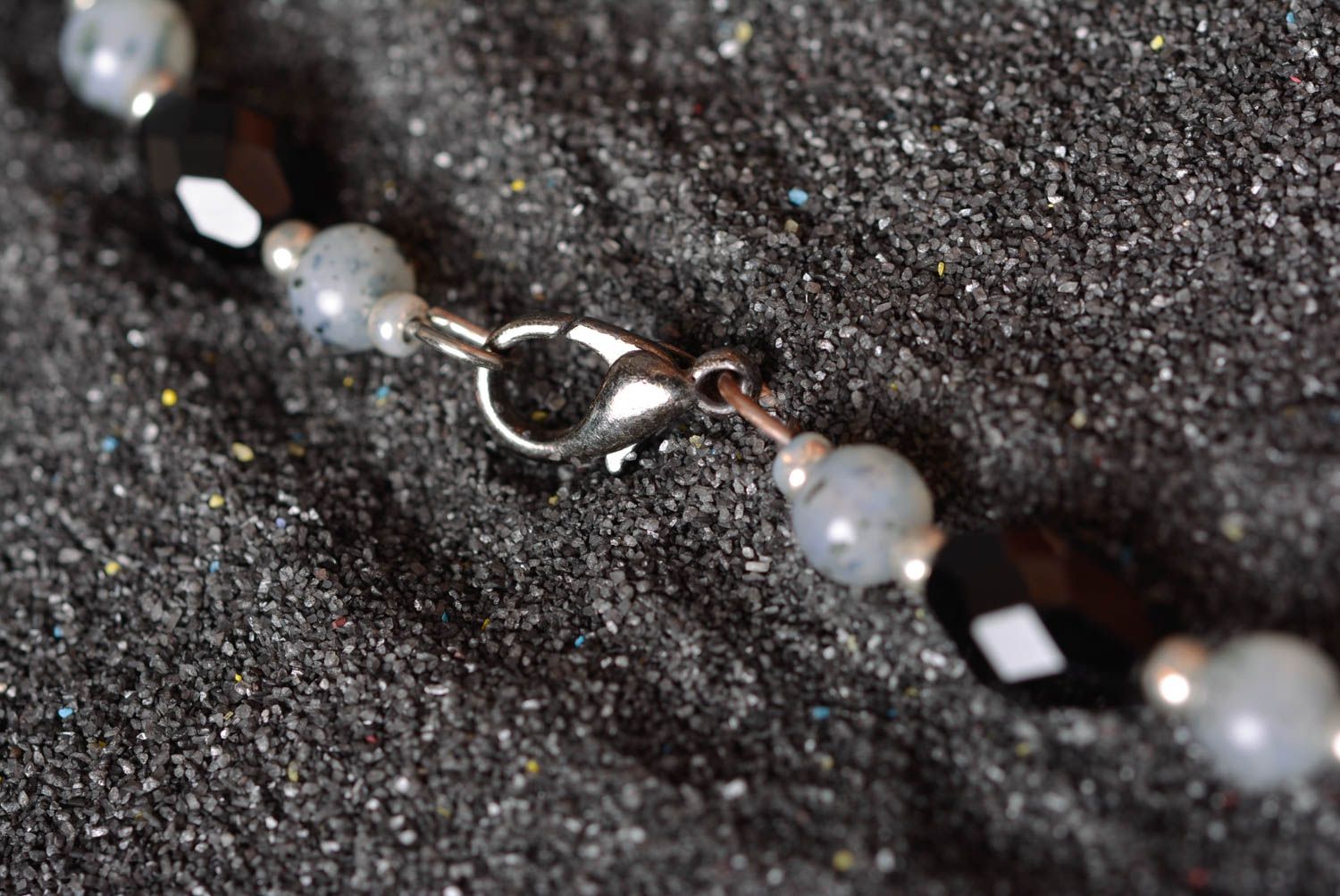 Collier aus Glasperlen handmade Collier für Frauen stilvoll Rocailles Kette foto 4