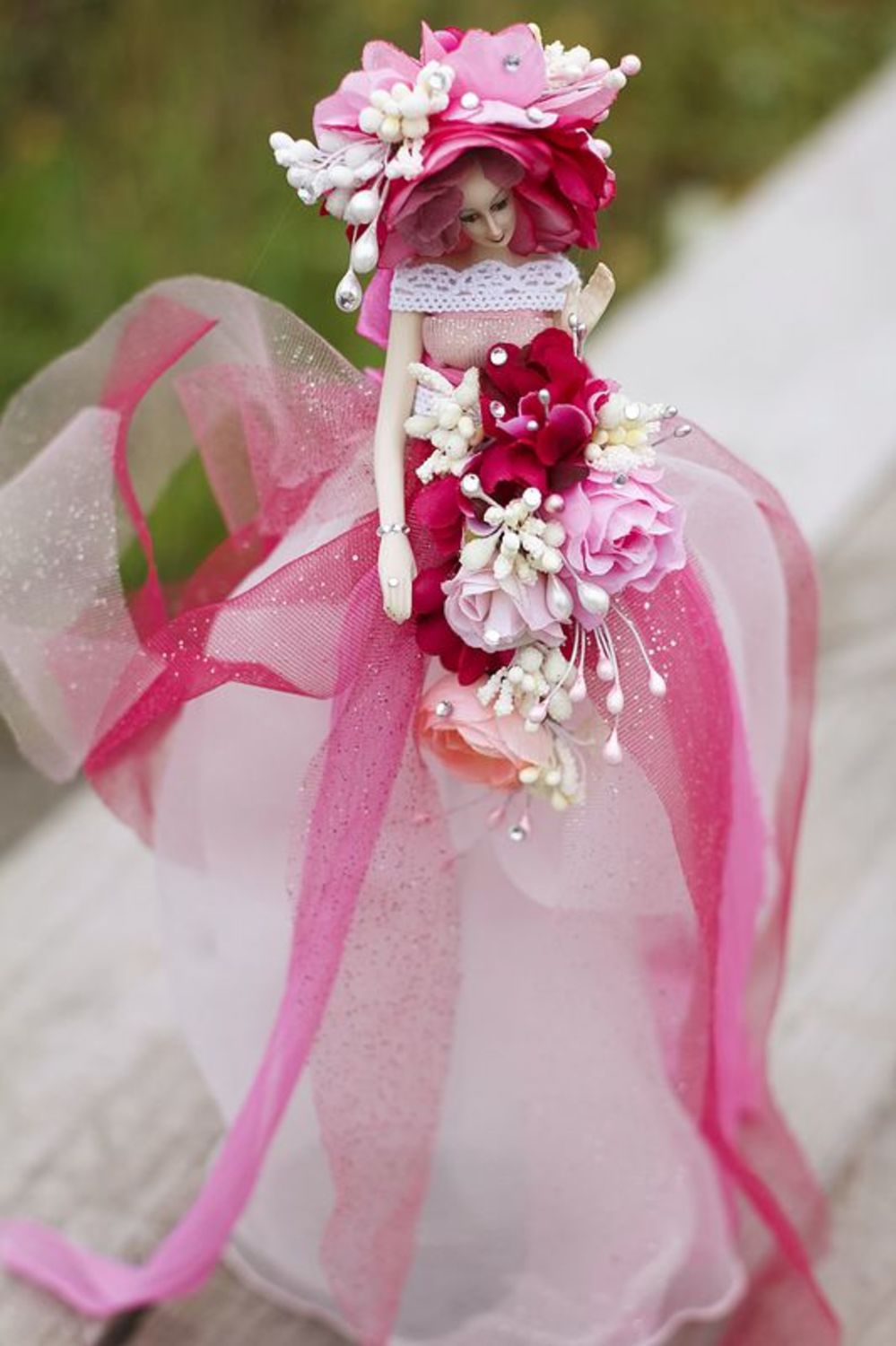 Свадебная кукла в розовом платье фото 5
