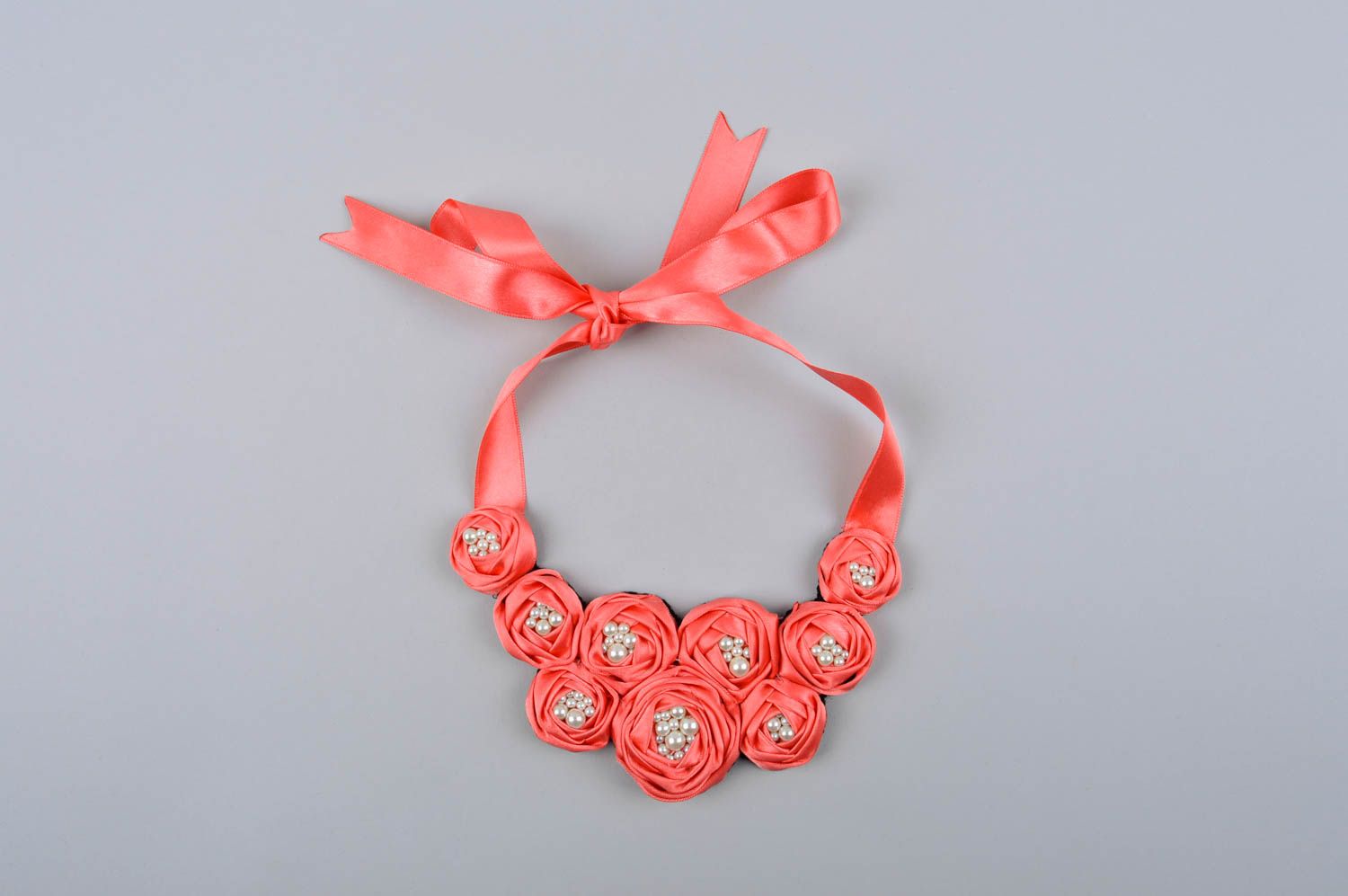 Collar hecho a mano de flores rosas regalo original para mujer bisuteria fina foto 2