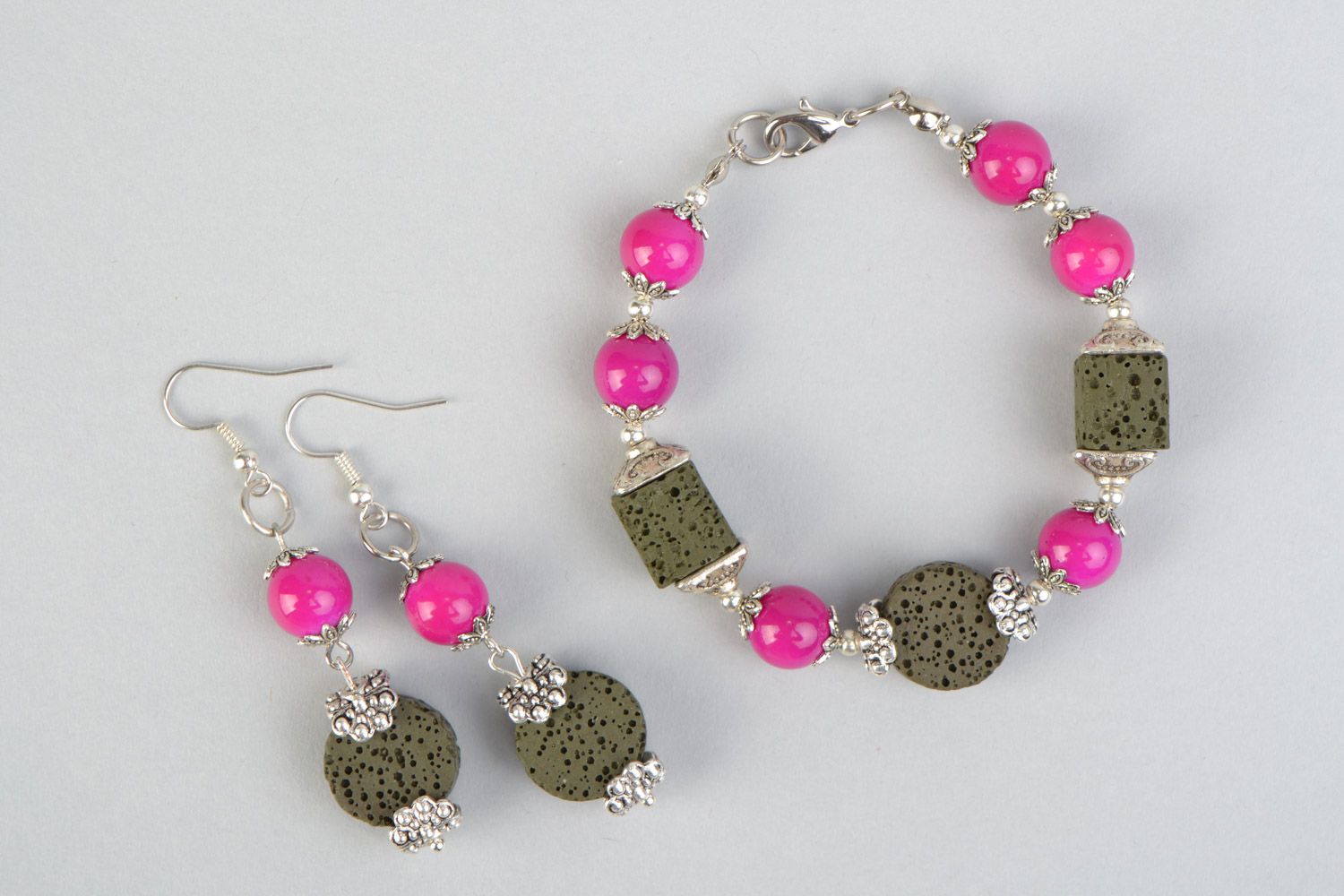 Handmade jewelry set bracelet and earrings with natural stone and ceramic beads photo 1
