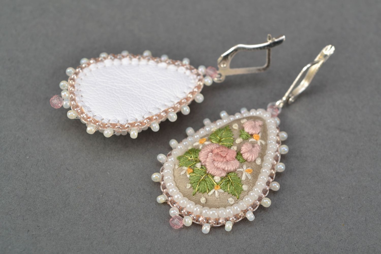 Drop-shaped earrings with embroidery photo 3